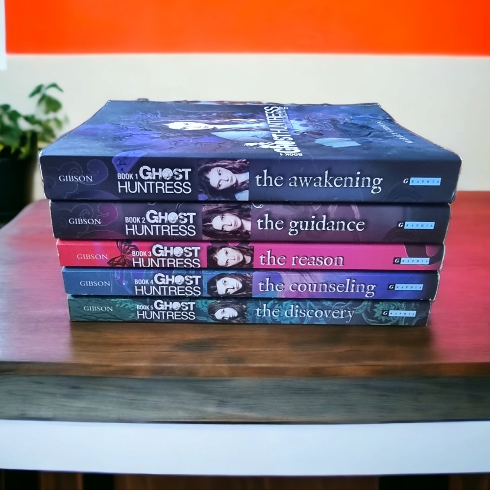 Ghost Huntress Series by Marley Gibson 5 Book Set
